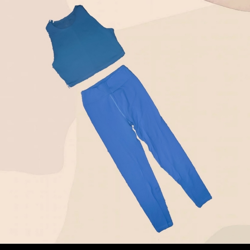 lefties 2-piece Women’s Workout Set Crop Tank Size L & 7/8 Legging Size M